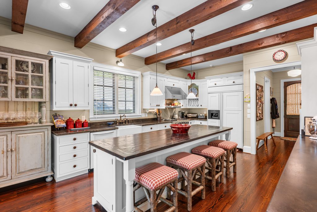 1585 Cold Mountain Road-051526-27