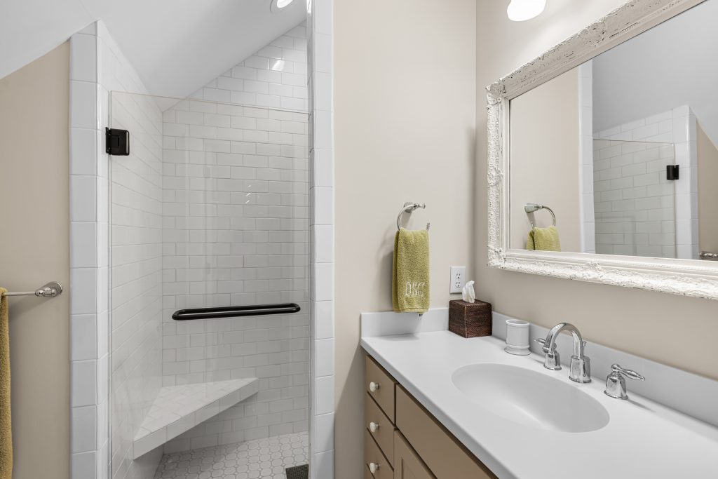 1585 Cold Mountain Road-051526-39