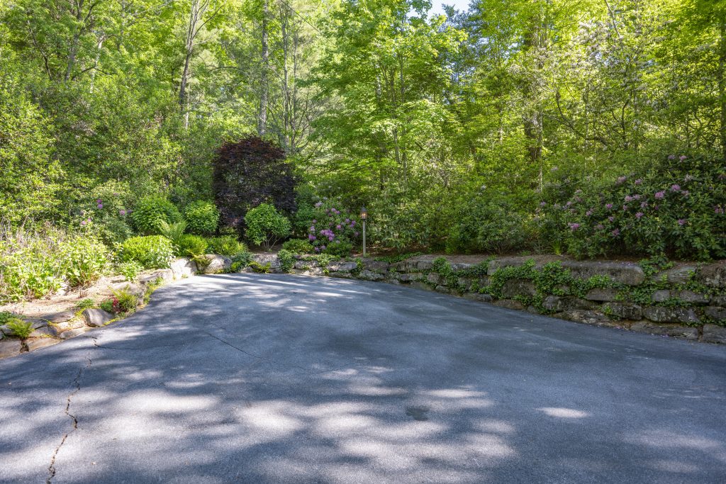 1585 Cold Mountain Road-052026-04